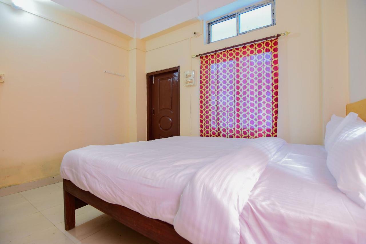 Spot On 30735 Dreamland Guest House Dispur Rom bilde